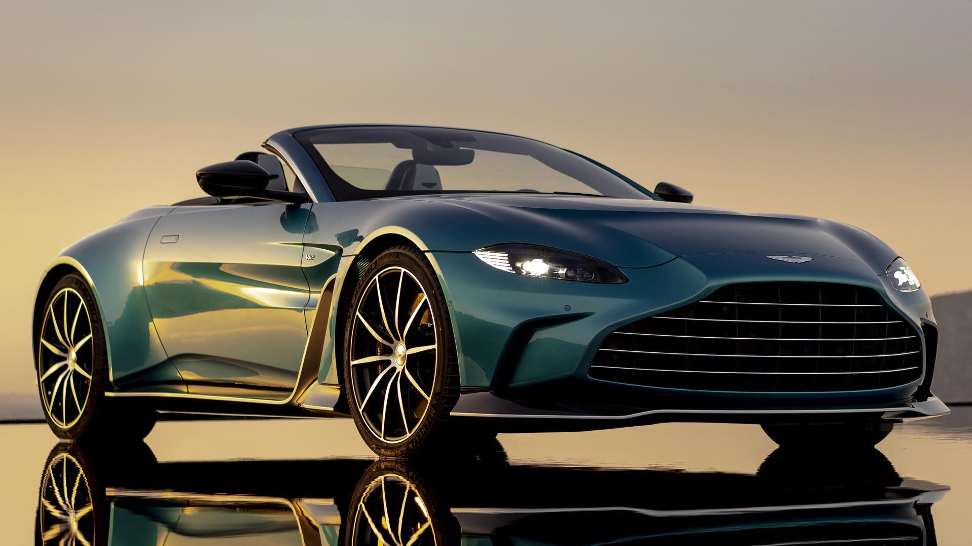 2022 Aston Martin V12 Vantage Roadster Tapety na pulpit zdjęcia w HD