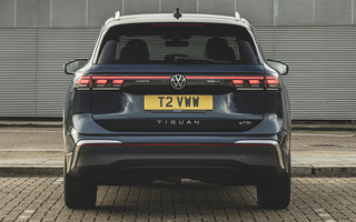 Volkswagen Tiguan Mild Hybrid (2024) UK (#122087)