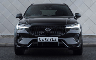 Volvo XC60 Recharge Black Edition (2024) UK (#122344)