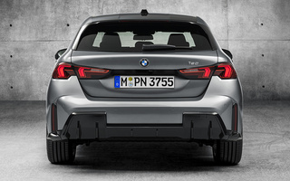 BMW 1 Series M Sport (2024) (#122776)