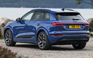 Audi Q6 E-Tron Edition 1 (2024) UK (#123399)