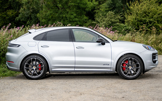 Porsche Cayenne GTS Coupe (2024) UK (#123589)