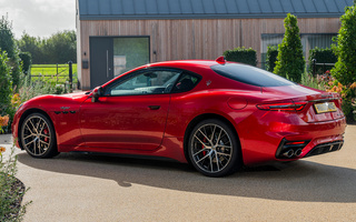 Maserati GranTurismo Trofeo (2024) UK (#124144)