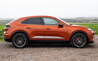 Porsche Macan Turbo (2024) UK (#124349)