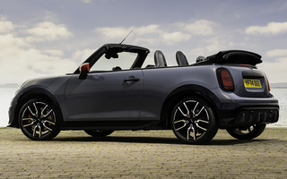 Mini John Cooper Works Convertible (2025) UK (#125130)