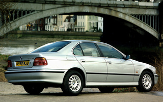 BMW 5 Series (1995) UK (#21345)