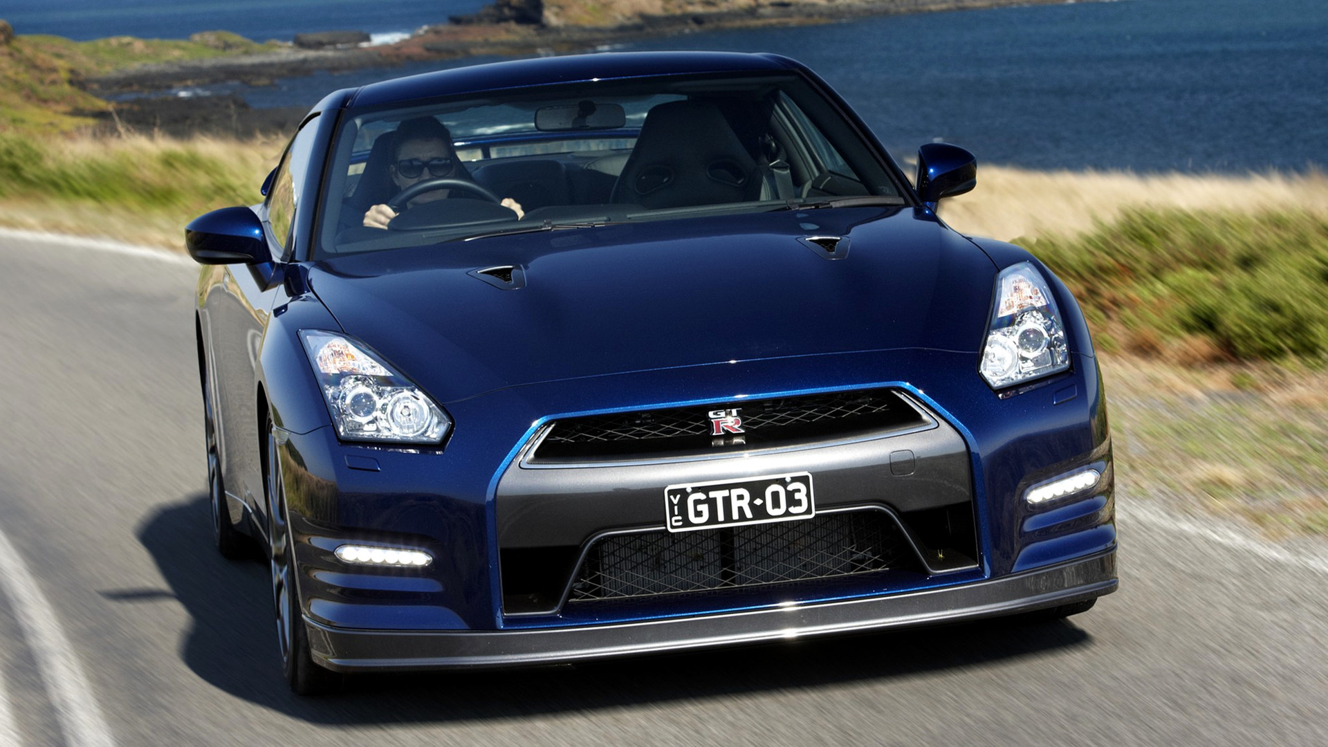 Nissan gt r 2011