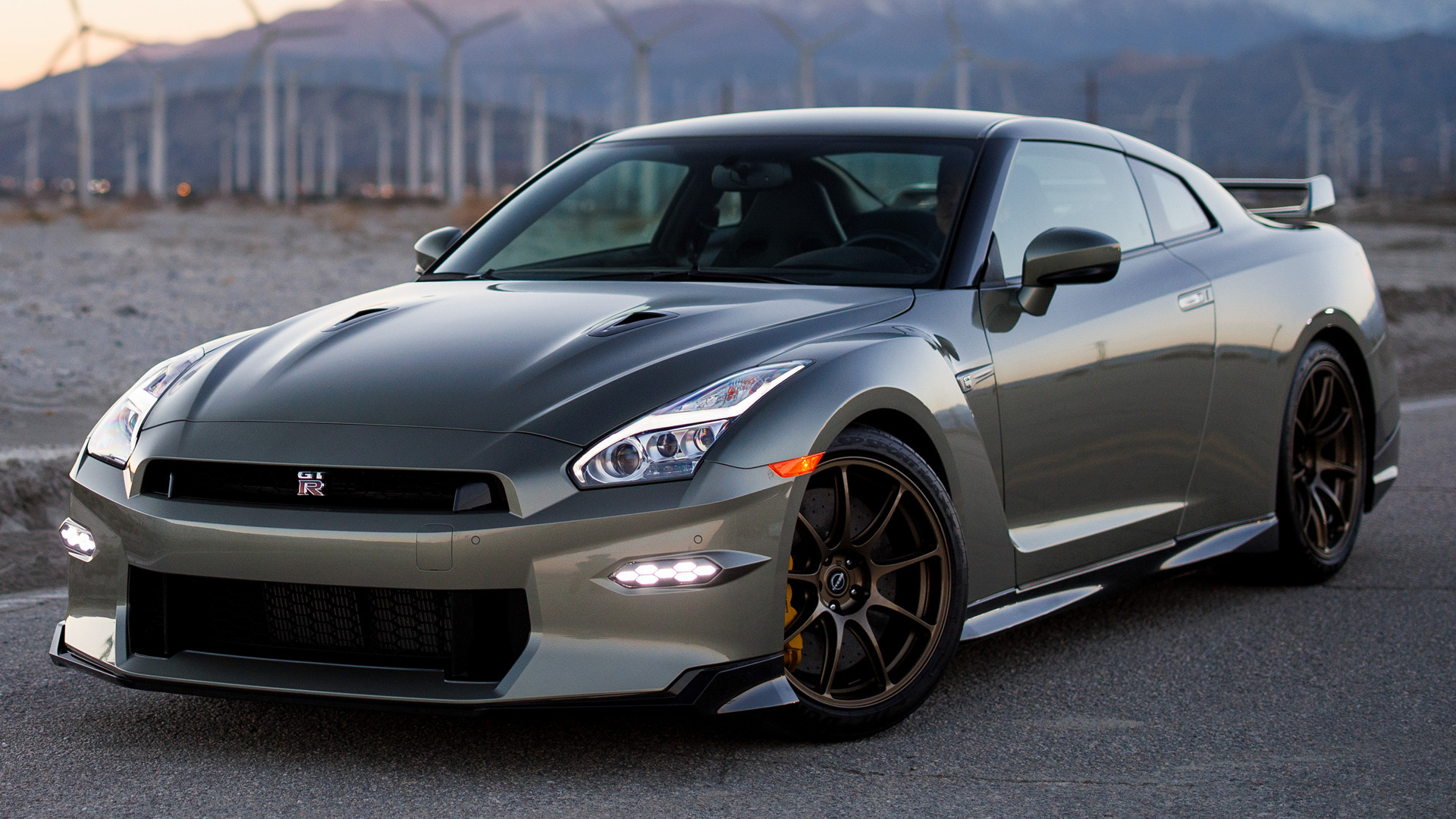 2012 Nissan GT-R Premium Edition - Wallpapers and HD Images