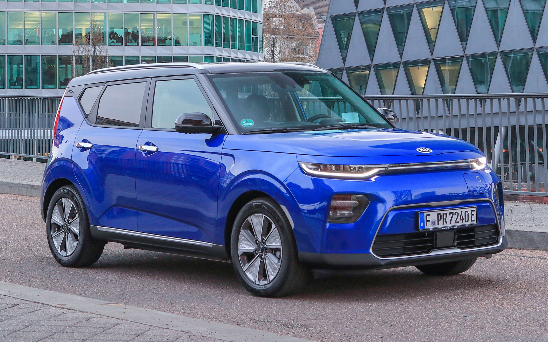 Soul e. Kia Soul 2021. Киа соул 2021. Киа соул 2019. Киа Солт 2021.