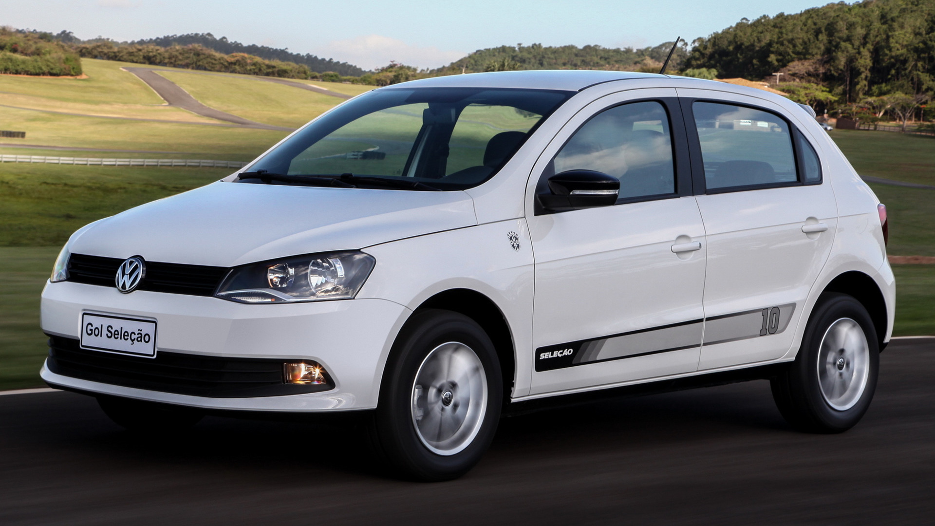 2013 Volkswagen Gol Selecao 5-door - Wallpapers and HD Images | Car Pixel