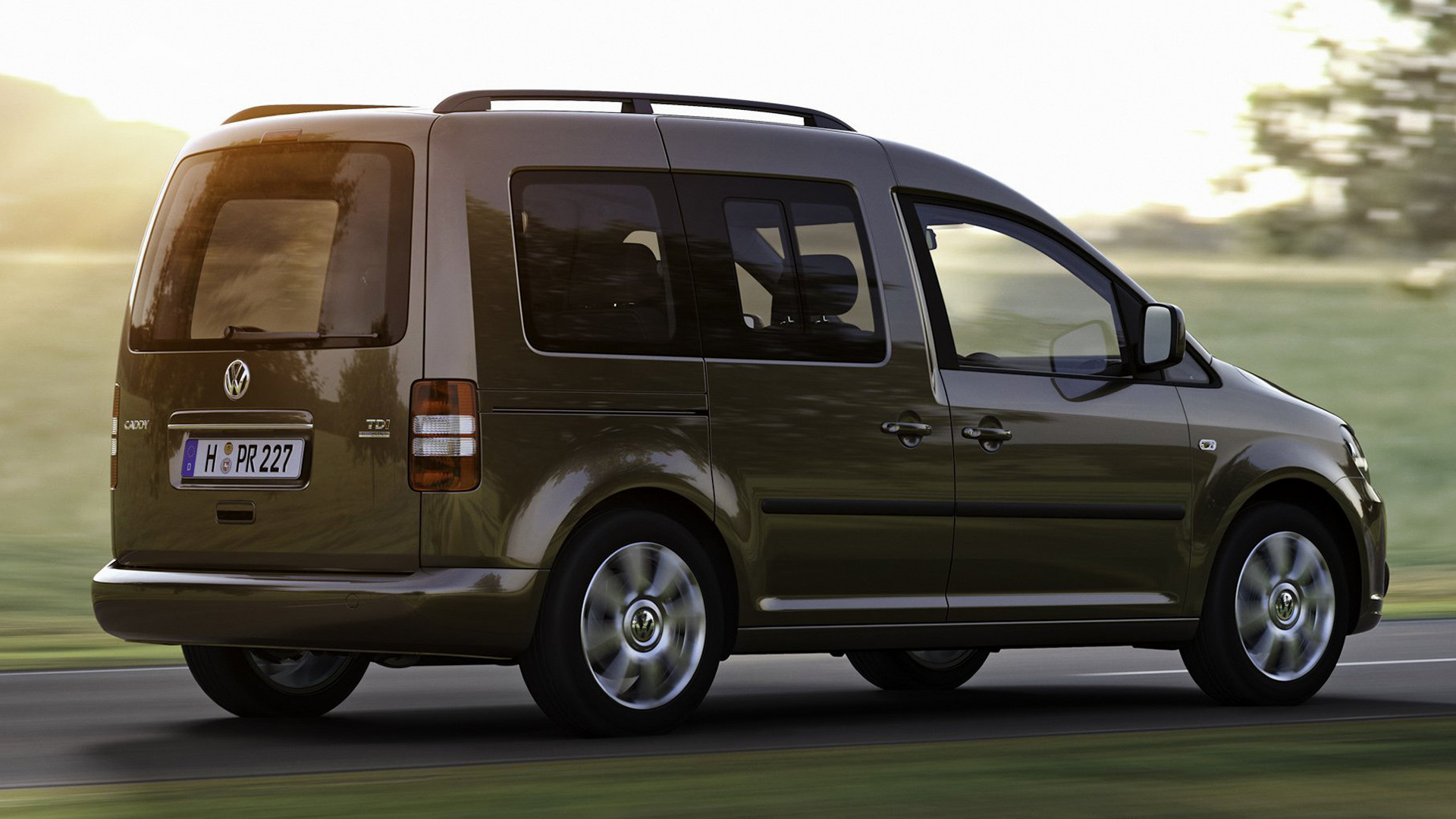 Volkswagen caddy 2010 год