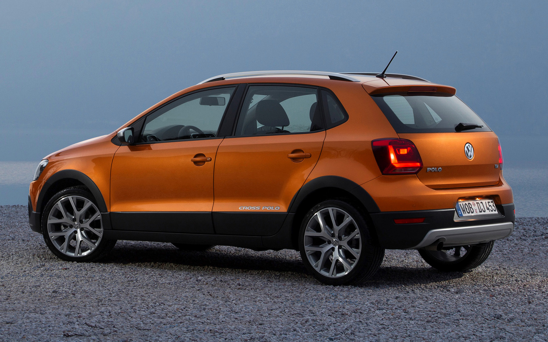 2014 Volkswagen Cross Polo - Wallpapers and HD Images | Car Pixel