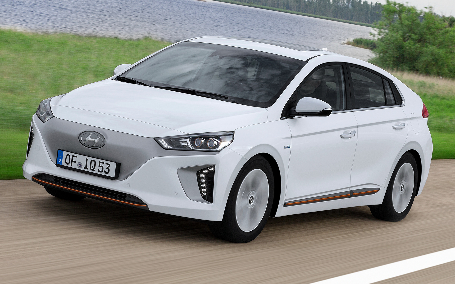 Levering Bijdrage De stad 2016 Hyundai Ioniq Electric - Wallpapers and HD Images | Car Pixel
